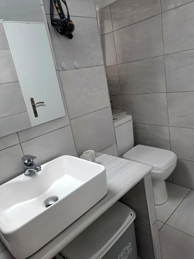 Cozy Apartment In Nea Palatia-Oropos Bagian luar foto